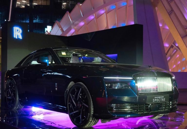 Rolls-Royce Spectre Black Badge Launch